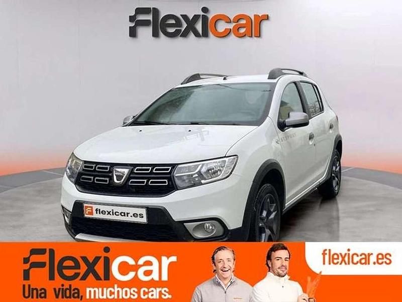 Usado Dacia Sandero Comfort 91 HP (66 kW) 2018 Branco Citadino