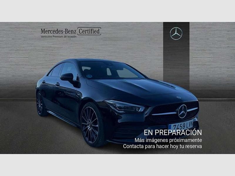 Usado Mercedes CLA220 190 CV (139 kW) 2021 Negro Berlina
