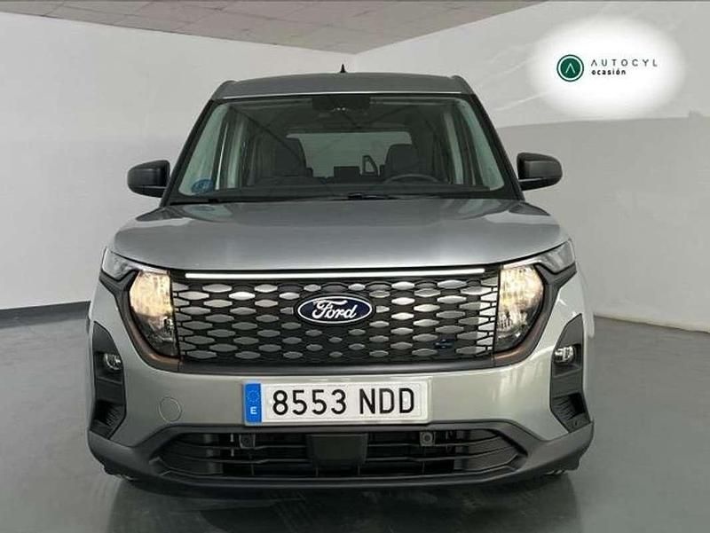 Nuevo Ford Tourneo Courier Trend 100 kW (136 CV) 2025 Plateado Monovolumen