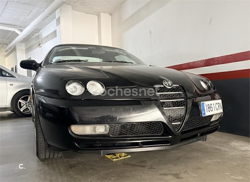 Usado Alfa Romeo GTV 165 CV (121 kW) 2004 Negro Coupe