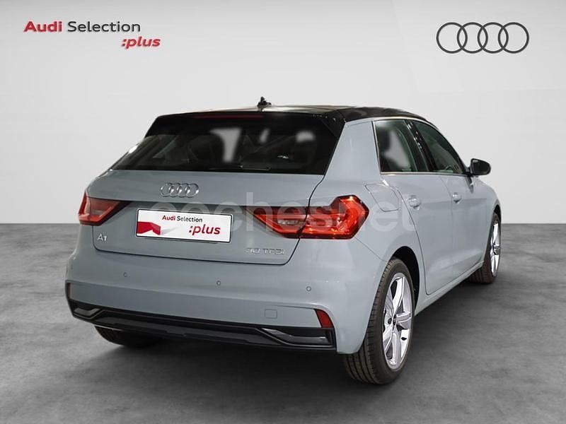 Usado Audi A1 Sportback Advanced Plus 116 CV (85 kW) 2024 Gris / plata Utilitario