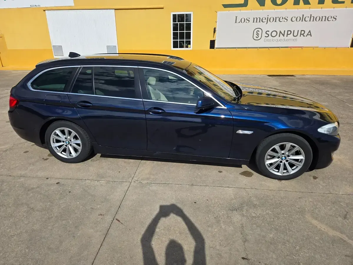 Usado BMW 520 184 CV (135 kW) 2011 Azul Familiar