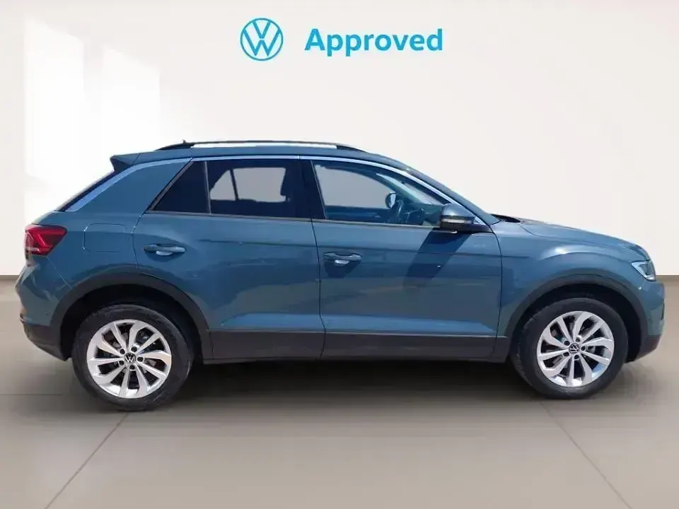 Usado VW T-Roc Life 150 CV (110 kW) 2022 Gris SUV
