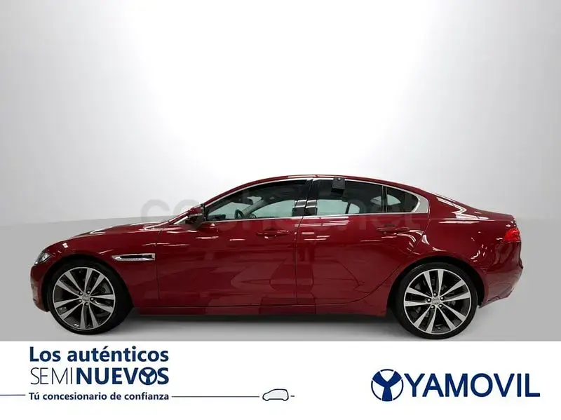 Usado Jaguar XE Prestige 200 CV (147 kW) 2015 Rojo Berlina