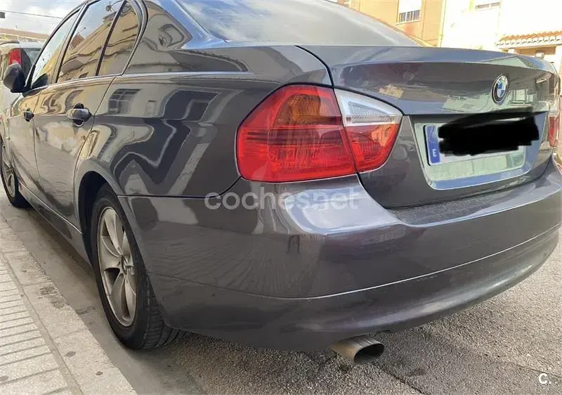 Usado BMW 318 129 CV (94 kW) 2006 Negro Berlina