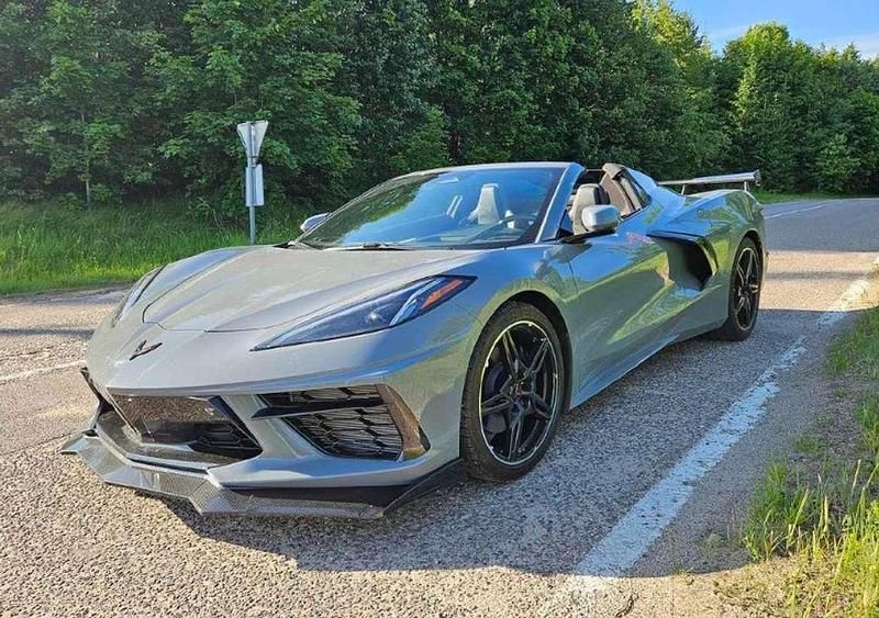 Gris Usado 2024 Chevrolet Corvette Descapotable | 112.359 € - Imagen 1/4