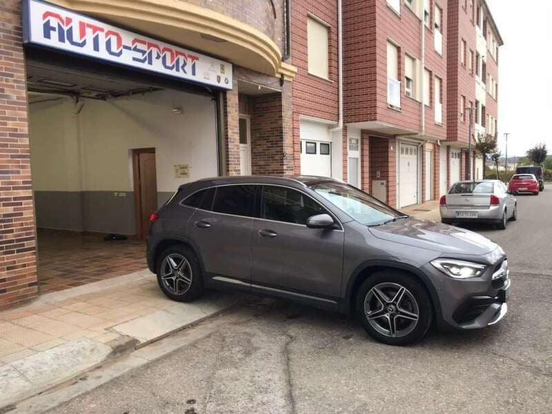 Usado Mercedes GLA220 190 CV (139 kW) 2023 Gris SUV