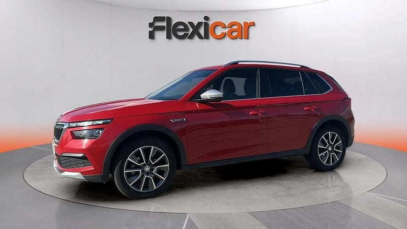 Usado Skoda Kamiq Active 110 CV (80 kW) 2022 Rojo SUV