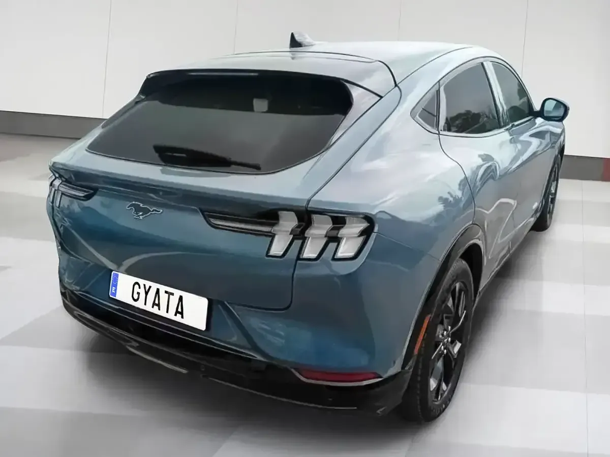 Usado Ford Mustang Mach-E Premium 216 kW (294 CV) 2023 Azul SUV