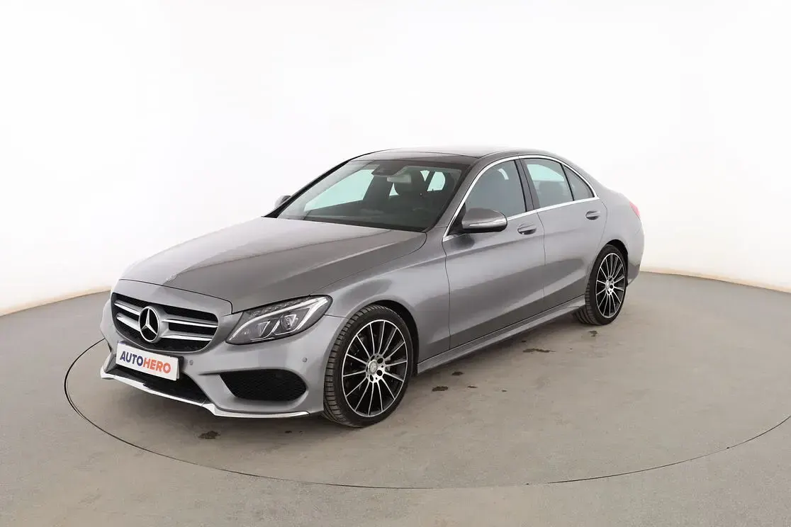 Usado Mercedes C220 AMG line 170 CV (125 kW) 2015 Berlina