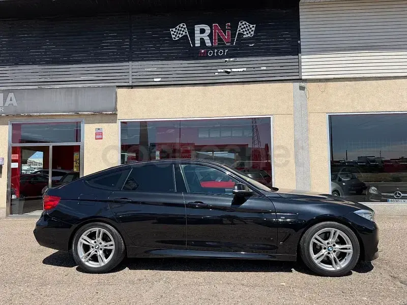 Usado BMW 325 Comfort Edition 218 CV (160 kW) 2014 Negro Berlina