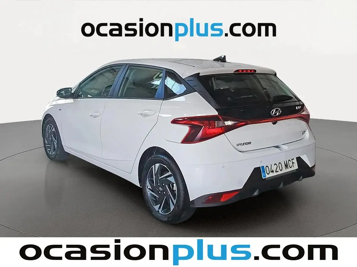 Usado Hyundai i20 101 CV (74 kW) 2022 Blanco Utilitario