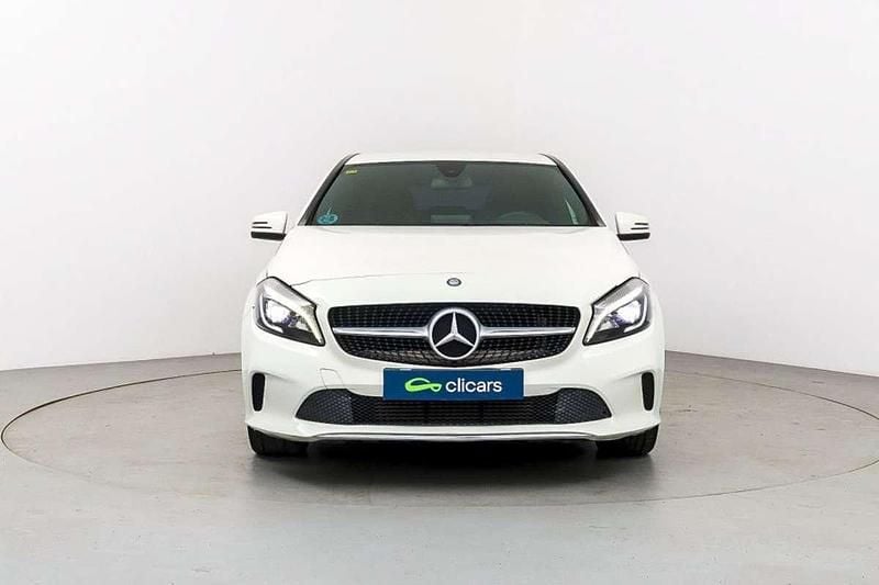 Usado Mercedes A180 122 CV (89 kW) 2016 Blanco Utilitario