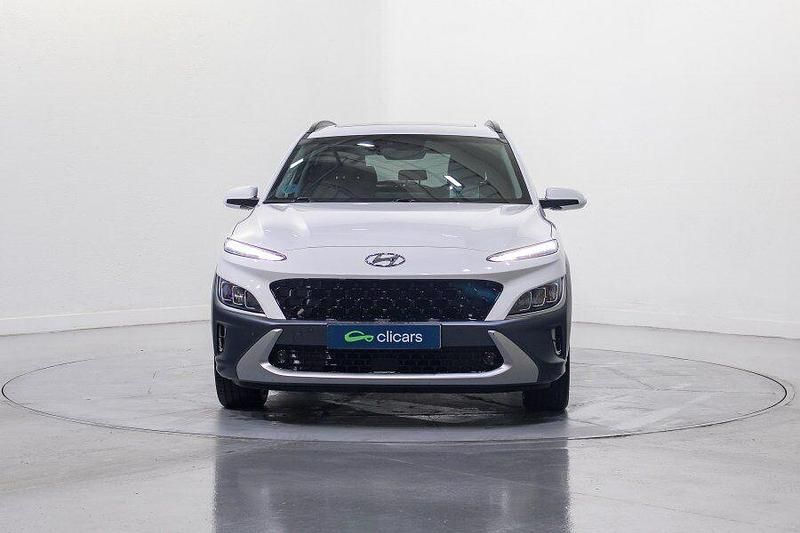 Usado Hyundai Kona Style 141 CV (103 kW) 2022 Blanco SUV