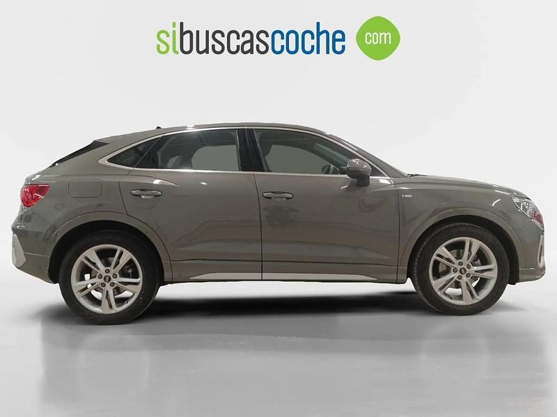 Usado Audi Q3 S-Line 150 CV (110 kW) 2022 Gris/plata SUV