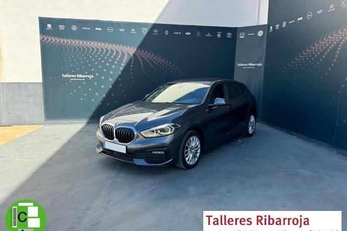 Usado BMW 118 136 HP (100 kW) 2020 Citadino