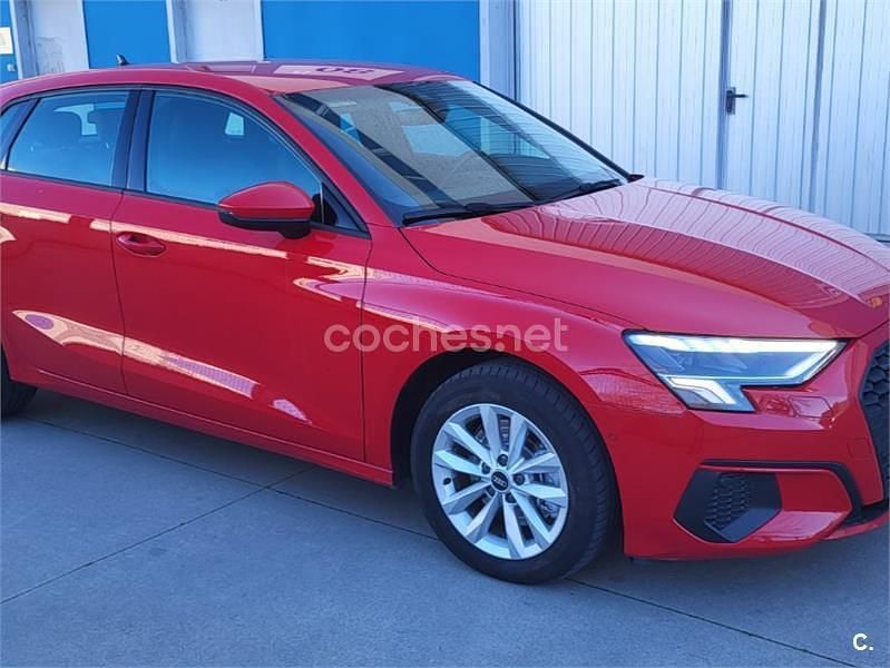 Usado Audi A3 S-Line 150 CV (110 kW) 2021 Rojo Berlina