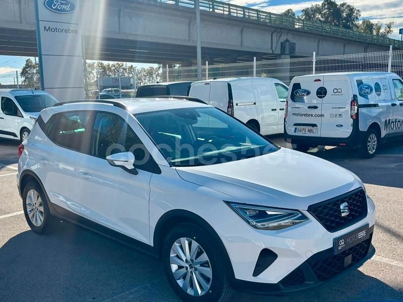 Blanco Usado 2025 Seat Arona Style SUV | 22.000 € (Un poco caro) - Imagen 1/4
