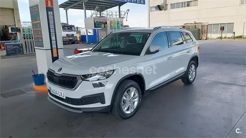 Usado Skoda Kodiaq 150 CV (110 kW) 2022 Blanco SUV