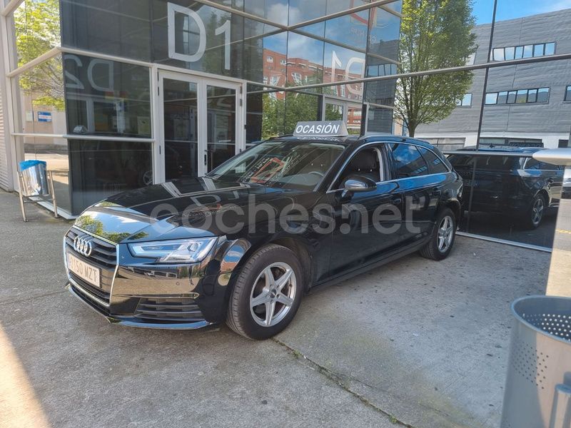 Usado Audi A4 Advanced 150 CV (110 kW) 2017 Gris / plata Familiar