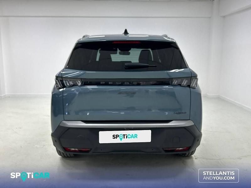 Käytetty Peugeot 5008 Allure 136 HP (100 kW) 2024 Katumaasturi
