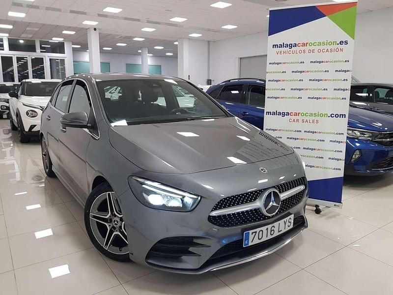 Gris Usado 2022 Mercedes B180 Monovolumen | 23.300 € (Buen precio) - Imagen 1/4