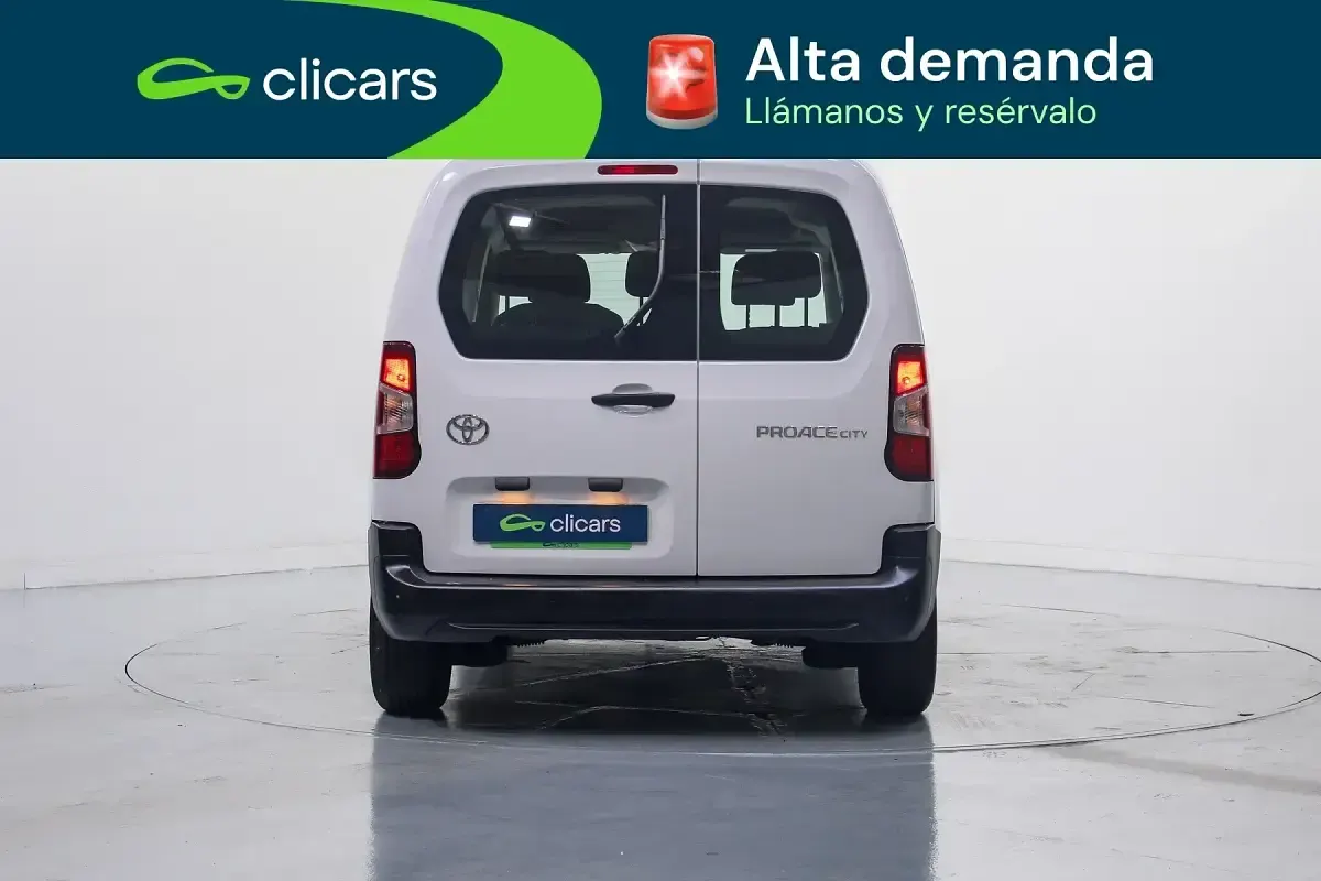 Usado Toyota Proace Verso Active 130 CV (95 kW) 2024 Blanco Familiar