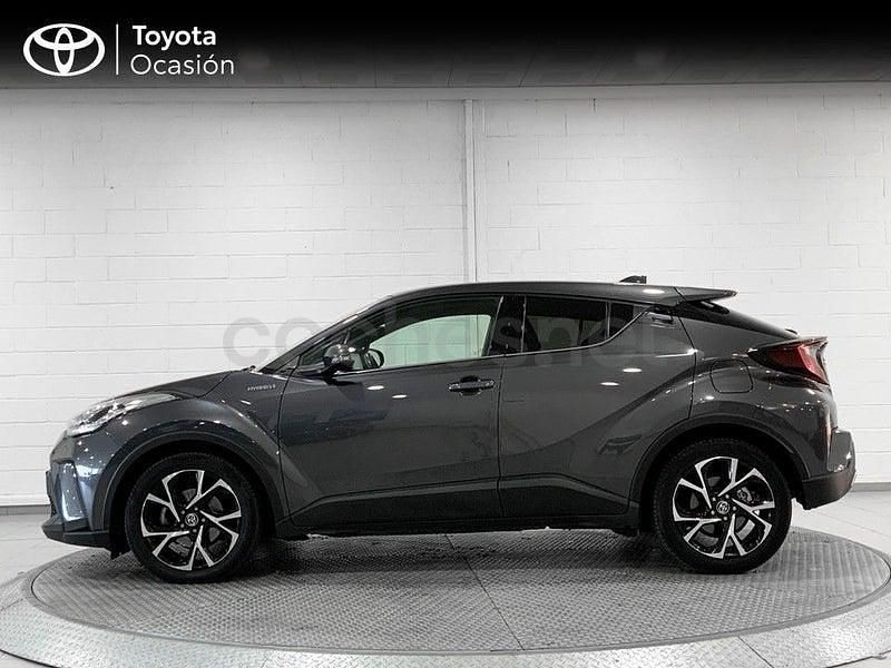 Käytetty Toyota C-HR Advance 184 HP (135 kW) 2022 Harmaa Katumaasturi
