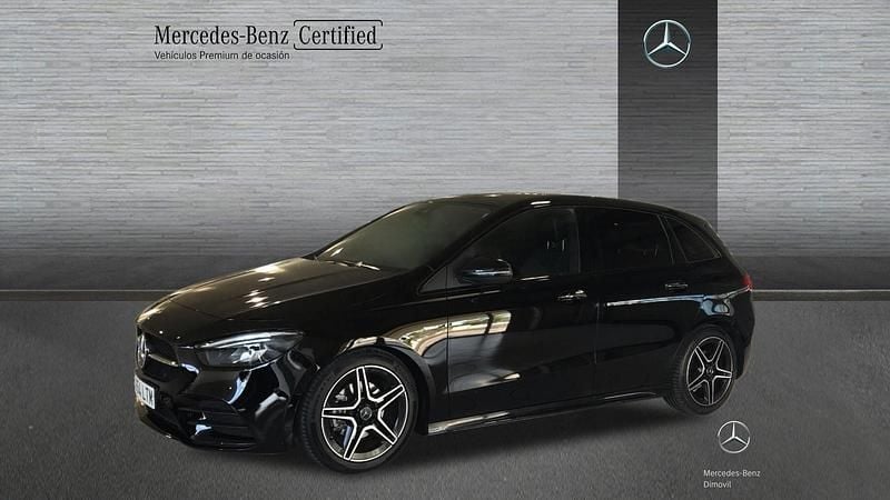 Negro Usado 2021 Mercedes B200 AMG line Monovolumen | 27.900 € (Precio justo) - Imagen 1/4