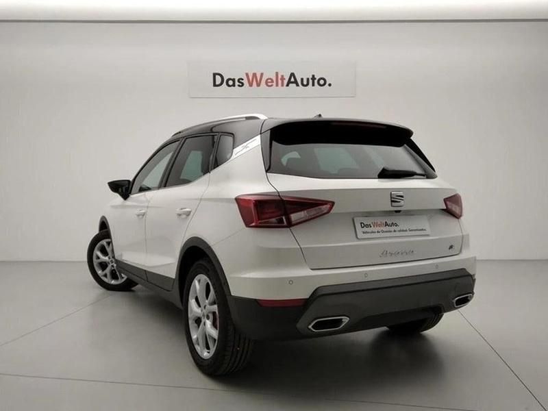 Usado Seat Arona FR 116 CV (85 kW) 2024 Blanco SUV