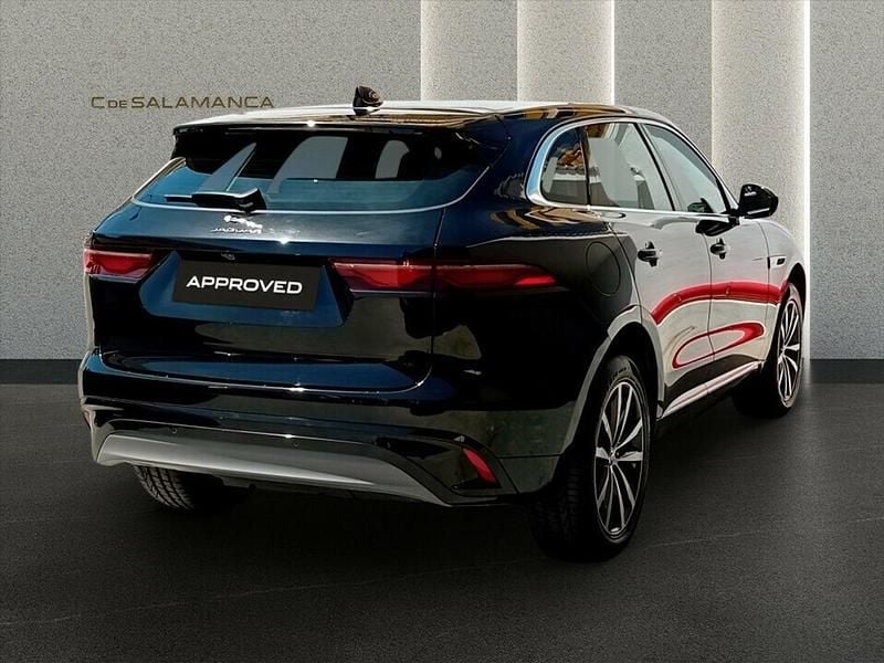 Usado Jaguar F-Pace R-Dynamic 207 CV (152 kW) 2023 Negro metalizado SUV