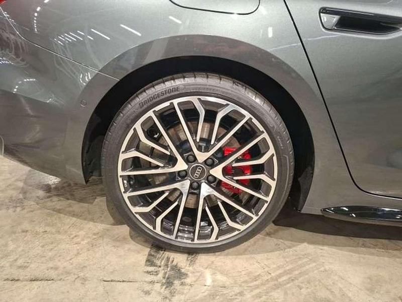 Usado Audi A5 Ambiente 367 CV (269 kW) 2025 Gris Berlina