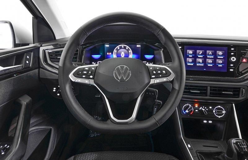 Usado VW Polo 95 CV (69 kW) 2023 Blanco puro Utilitario