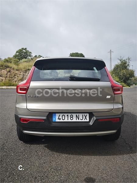 Usado Volvo XC40 R-Design 211 CV (155 kW) 2022 Beige SUV