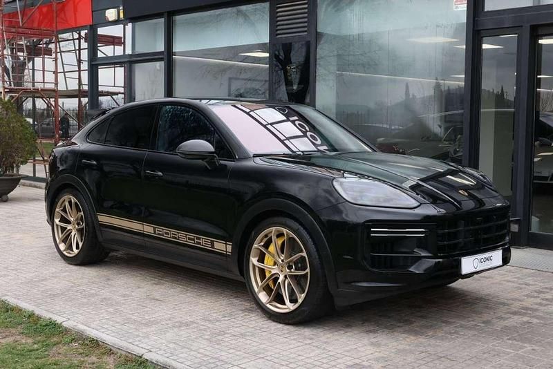 Usado Porsche Cayenne Turbo E-Hybrid 740 CV (544 kW) 2024 Negro SUV