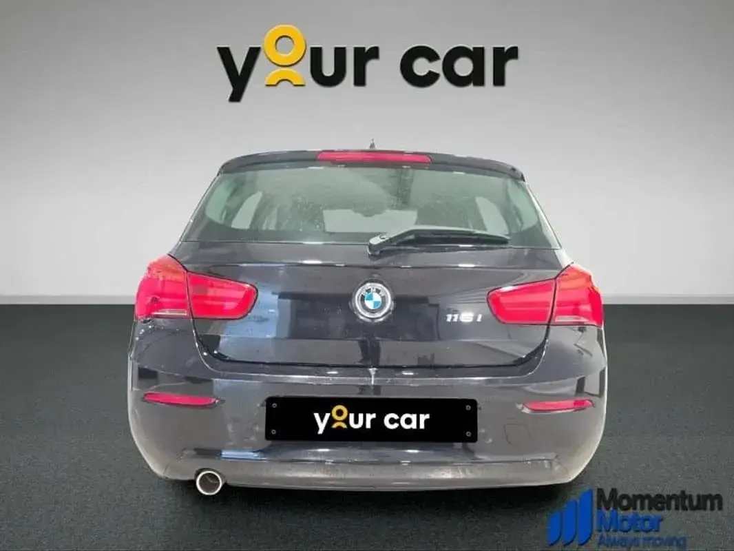 Usado BMW 116 109 CV (80 kW) 2018 Negro Utilitario