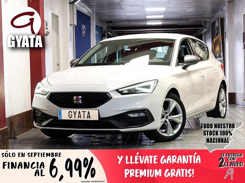 Blanco Usado 2022 Seat Leon FR Berlina | 19.990 € (Precio justo) - Imagen 1/4