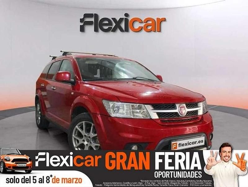 Usado Fiat Freemont Black Code 170 CV (125 kW) 2014 Rojo SUV