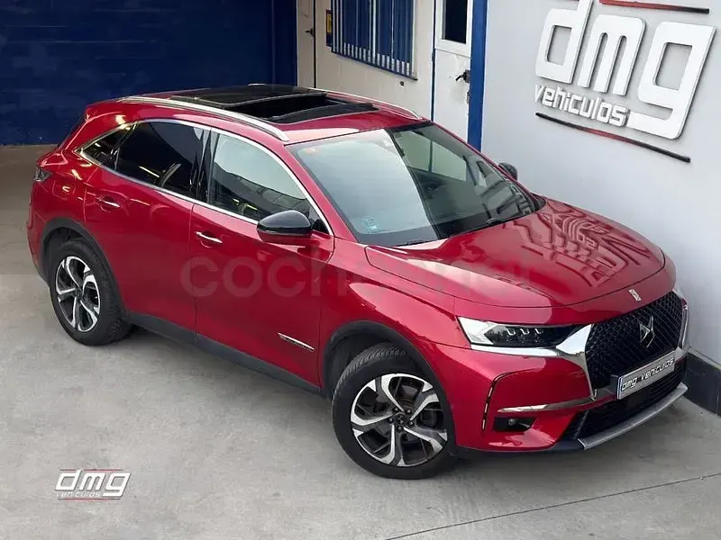 Usado DS Automobiles DS7 Crossback So Chic 180 CV (132 kW) 2019 Granate SUV
