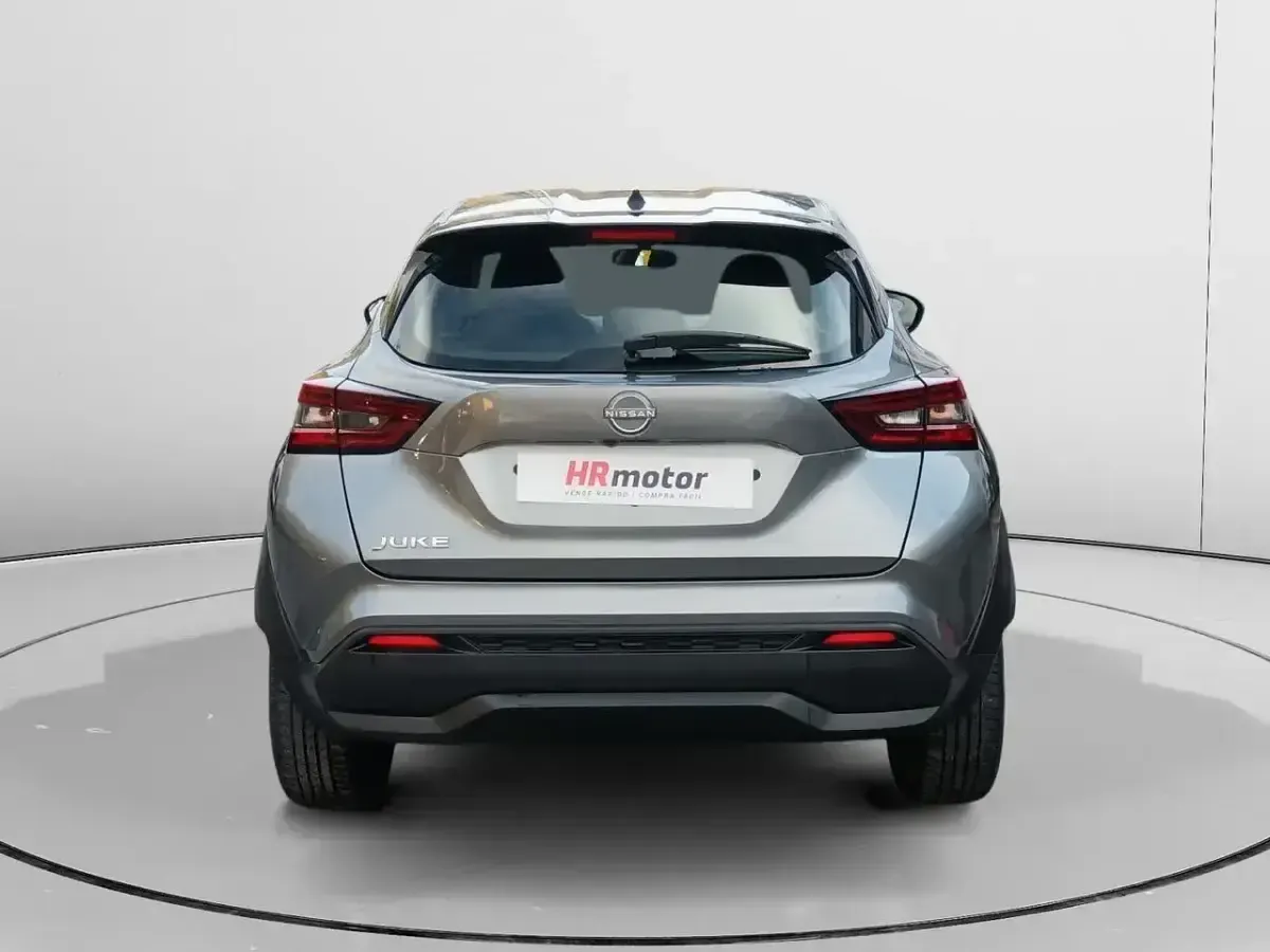 Usado Nissan Juke Acenta 114 CV (83 kW) 2023 Gris SUV