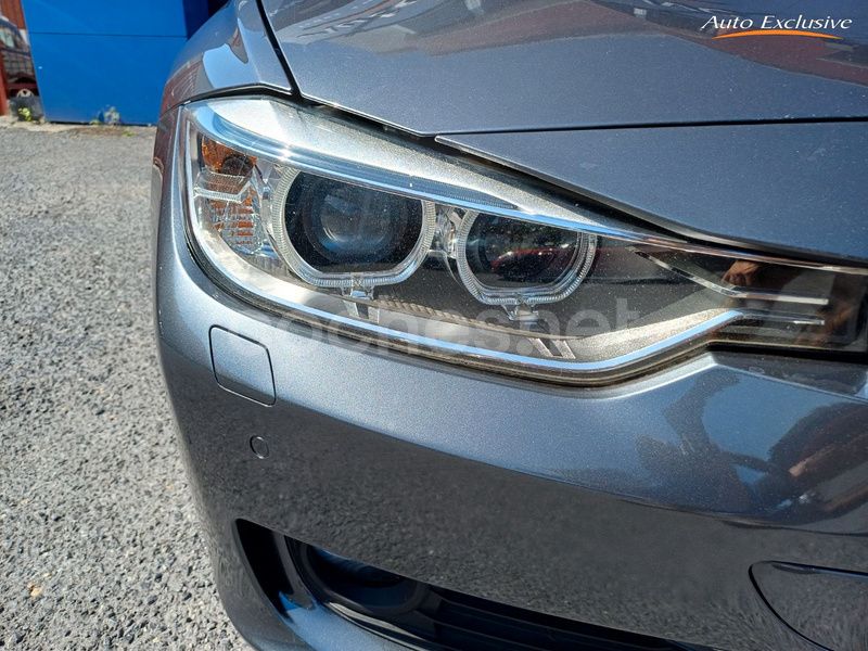 Usado BMW 318 Exclusive 143 CV (105 kW) 2013 Gris / plata Familiar