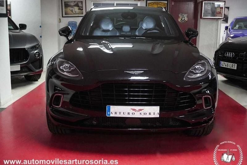 Usado Aston Martin DBX 551 CV (405 kW) 2021 Negro SUV