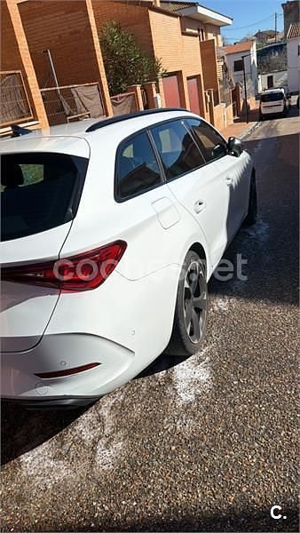 Usado Cupra Leon 150 HP (110 kW) 2023 Branco Carrinha