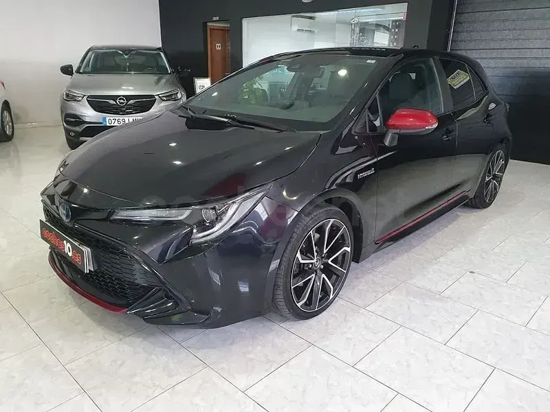 Usado Toyota Corolla Advance 180 CV (132 kW) 2019 Negro Berlina