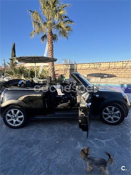 Usado Mini One Cabriolet 90 CV (66 kW) 2010 Negro Descapotable