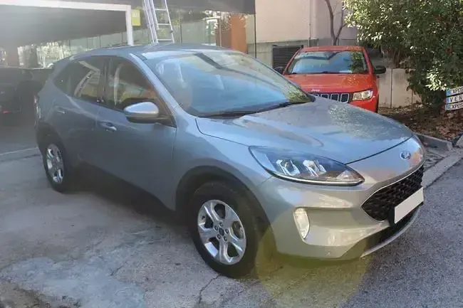 Usado Ford Kuga ST-Line 120 CV (88 kW) 2021 Gris SUV