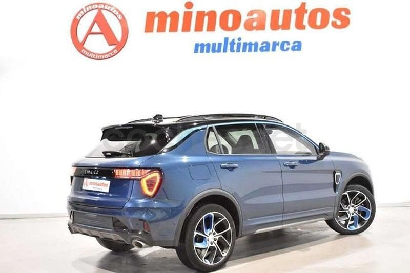 Usado Lynk & Co 01 261 CV (191 kW) 2023 Azul SUV