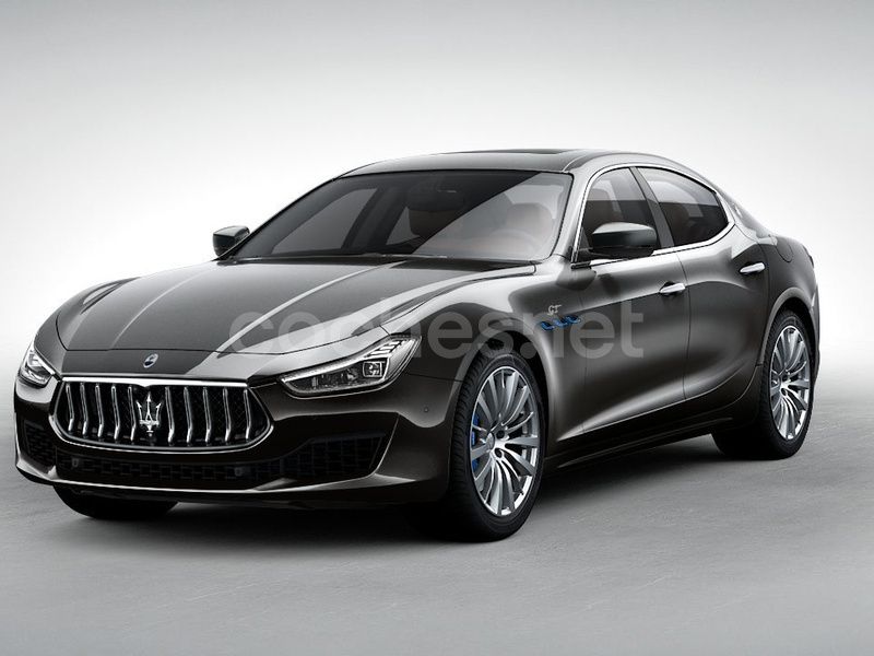 Gris Usado 2022 Maserati Ghibli GT Coupe | 61.900 € - Imagen 1/4