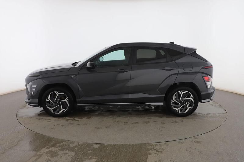 Usado Hyundai Kona N Line 120 CV (88 kW) 2024 Gris SUV