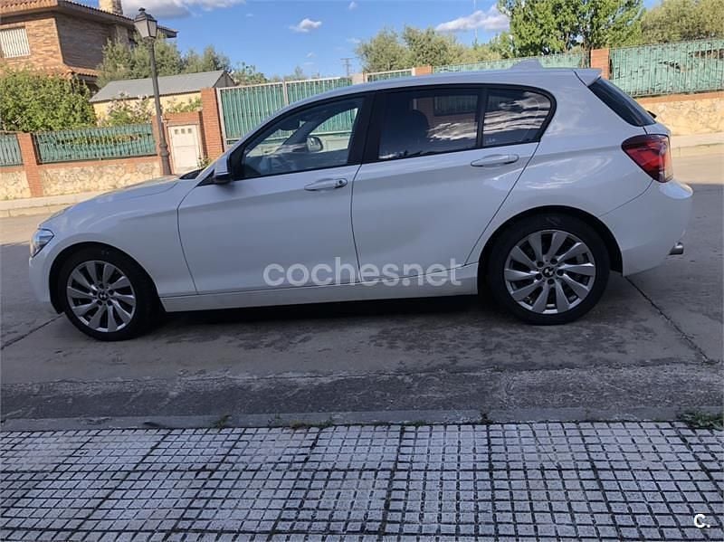 Usado BMW 118 143 CV (105 kW) 2015 Blanco Utilitario